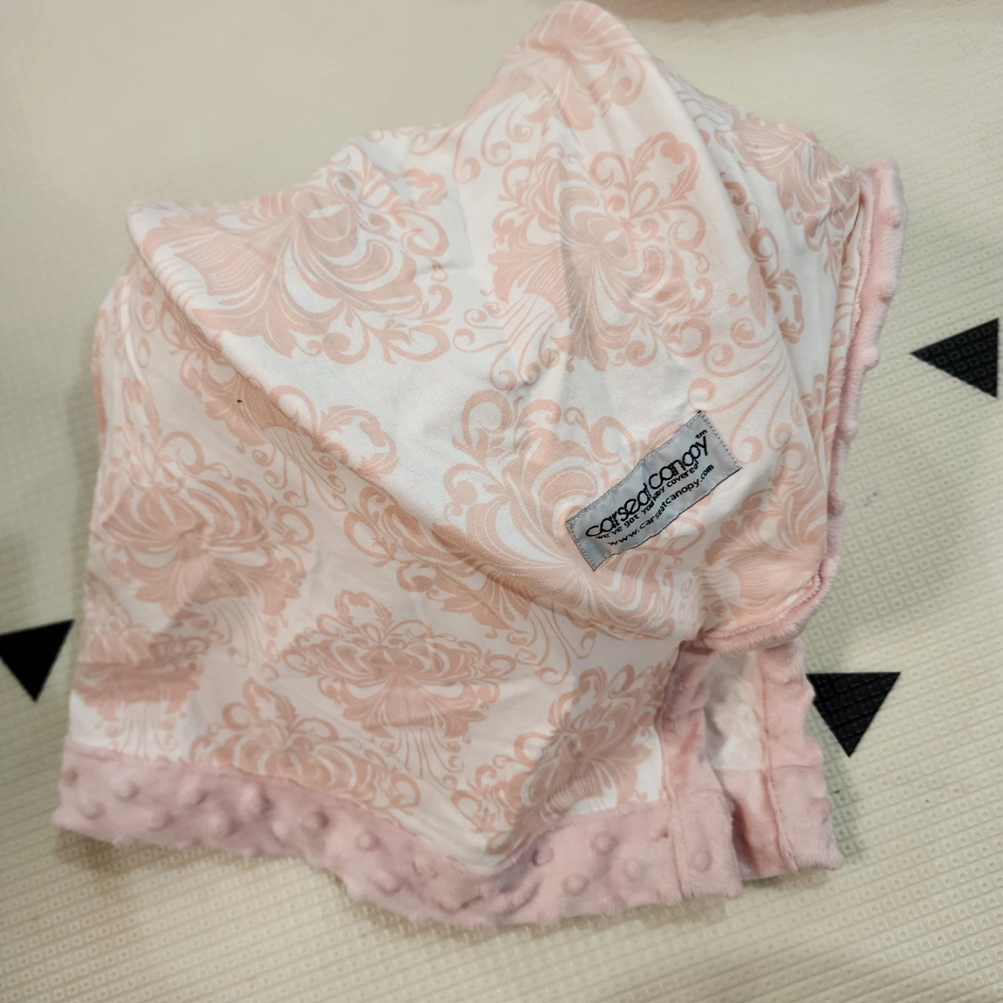 Covered Goods Multi-Use Nursing Cover and Car Seat Canopy Set - photo 2