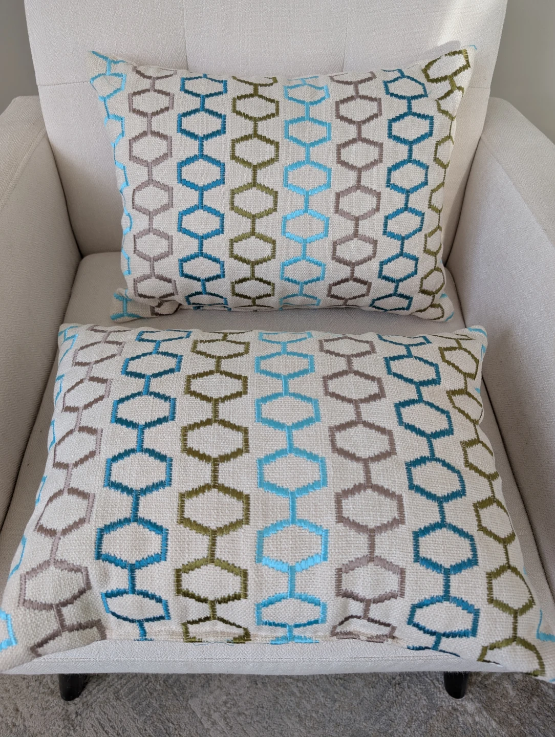 Decorative Throw Pillows - Set of 2 - photo 2
