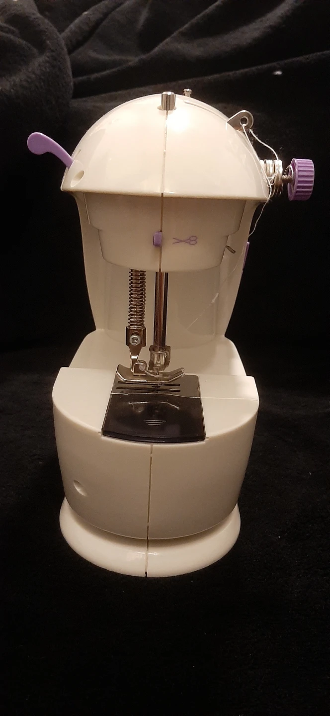 Portable Mini Sewing Machine - photo 2