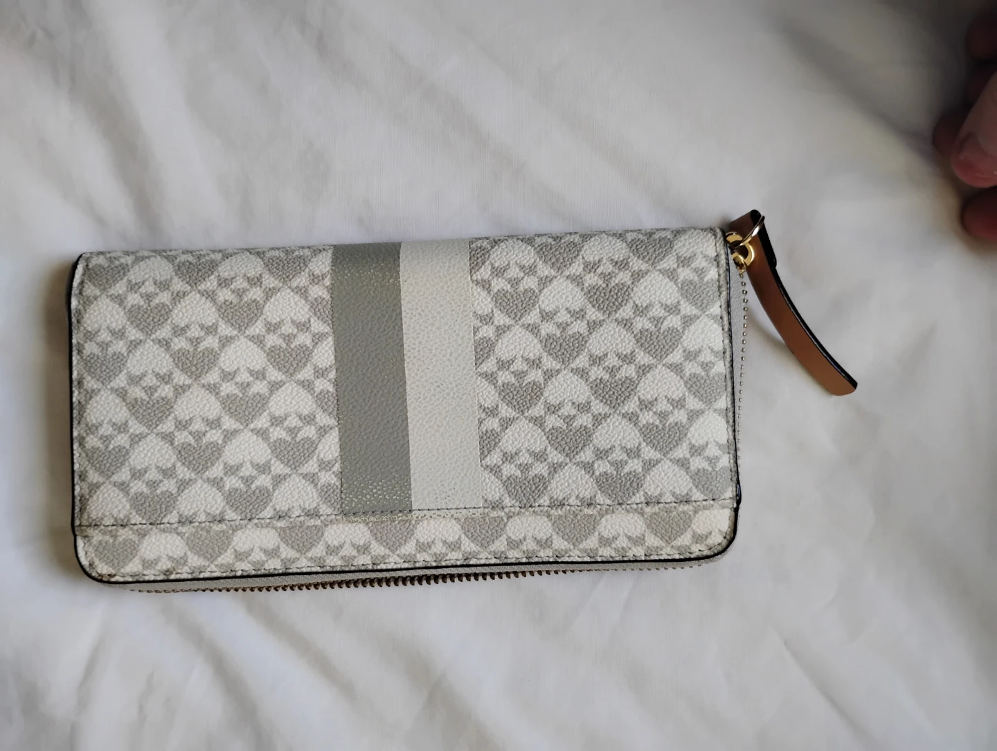 Kate Spade Wallet 🥕
