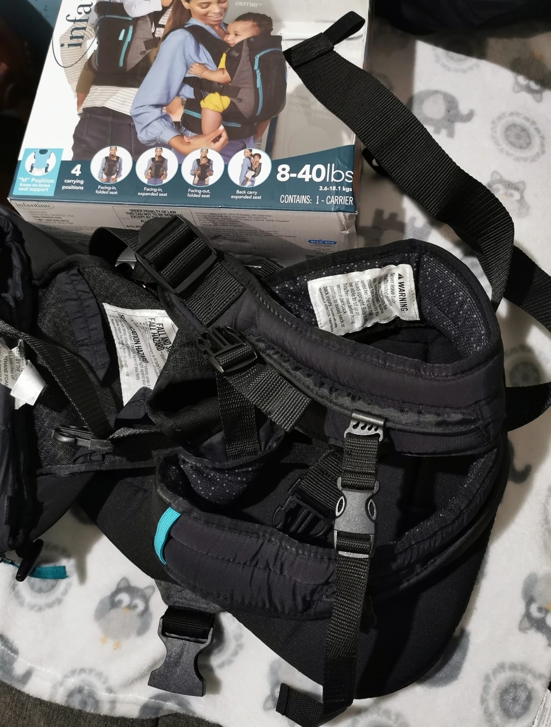 Infantino Carry On Multi-Pocket Carrier (8-40lbs) - photo 3