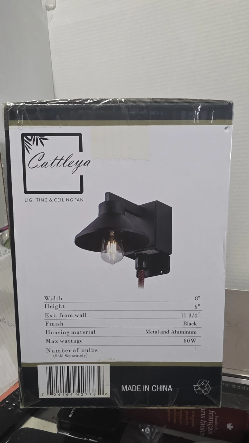 Cattleya Outdoor Wall Light with GFCI Outlet BNIB - photo 3