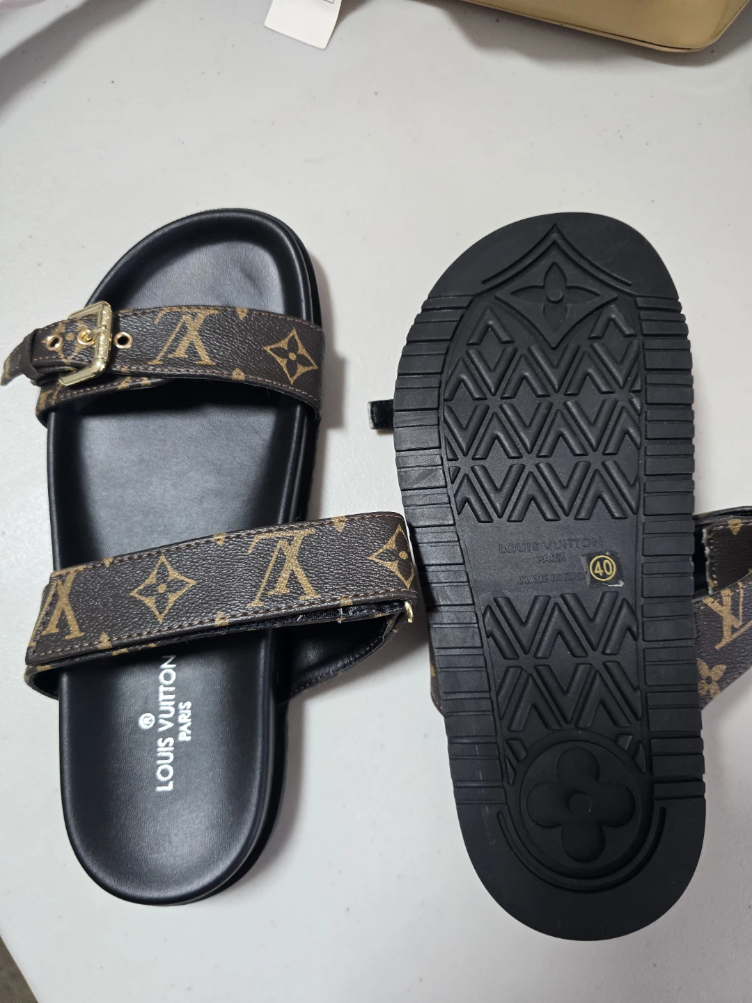 Sandals Size 40,  38 and 39 - photo 2