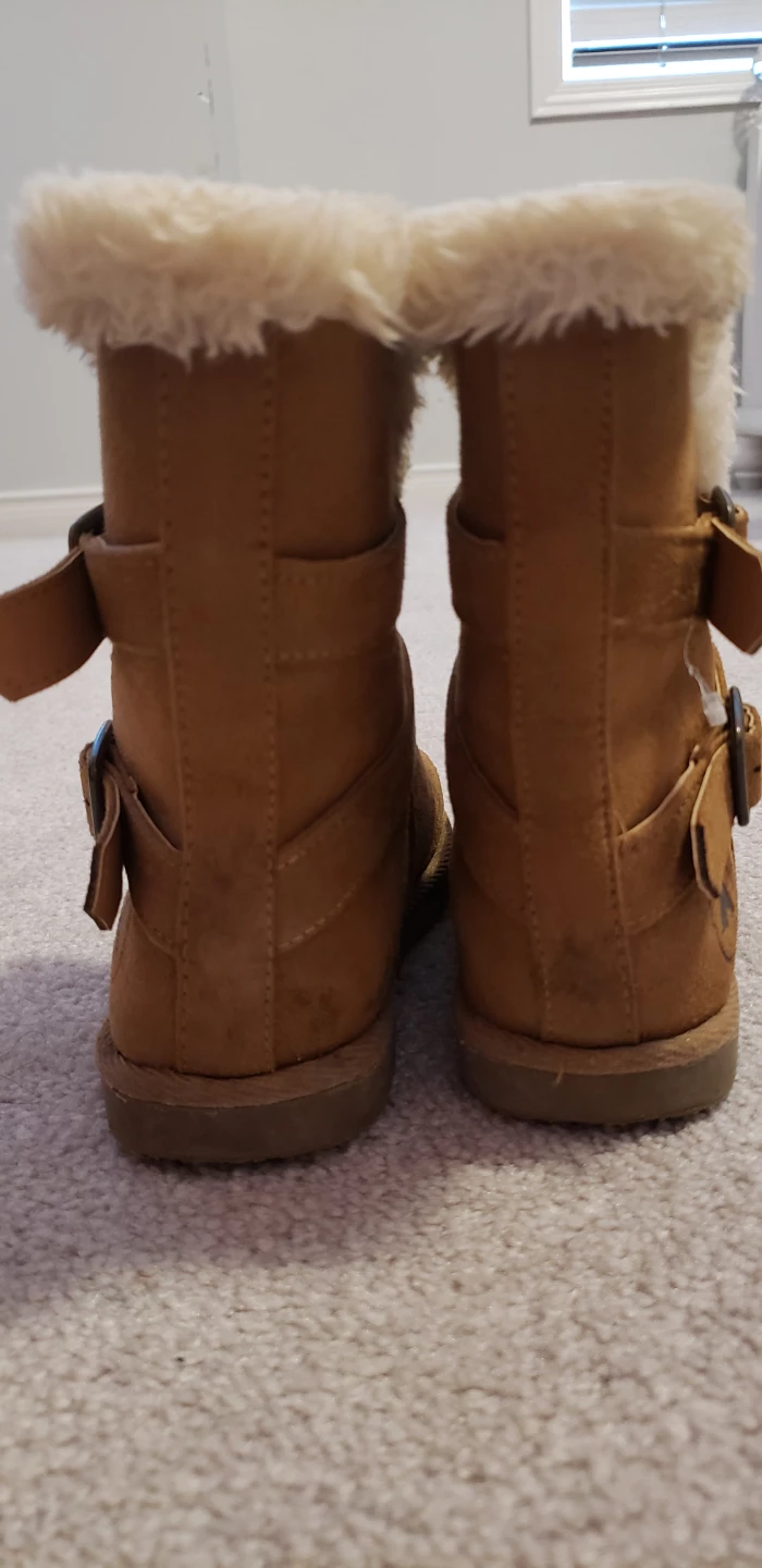 Airwalk Brown Suede Boots with Faux Fur Trim - photo 3