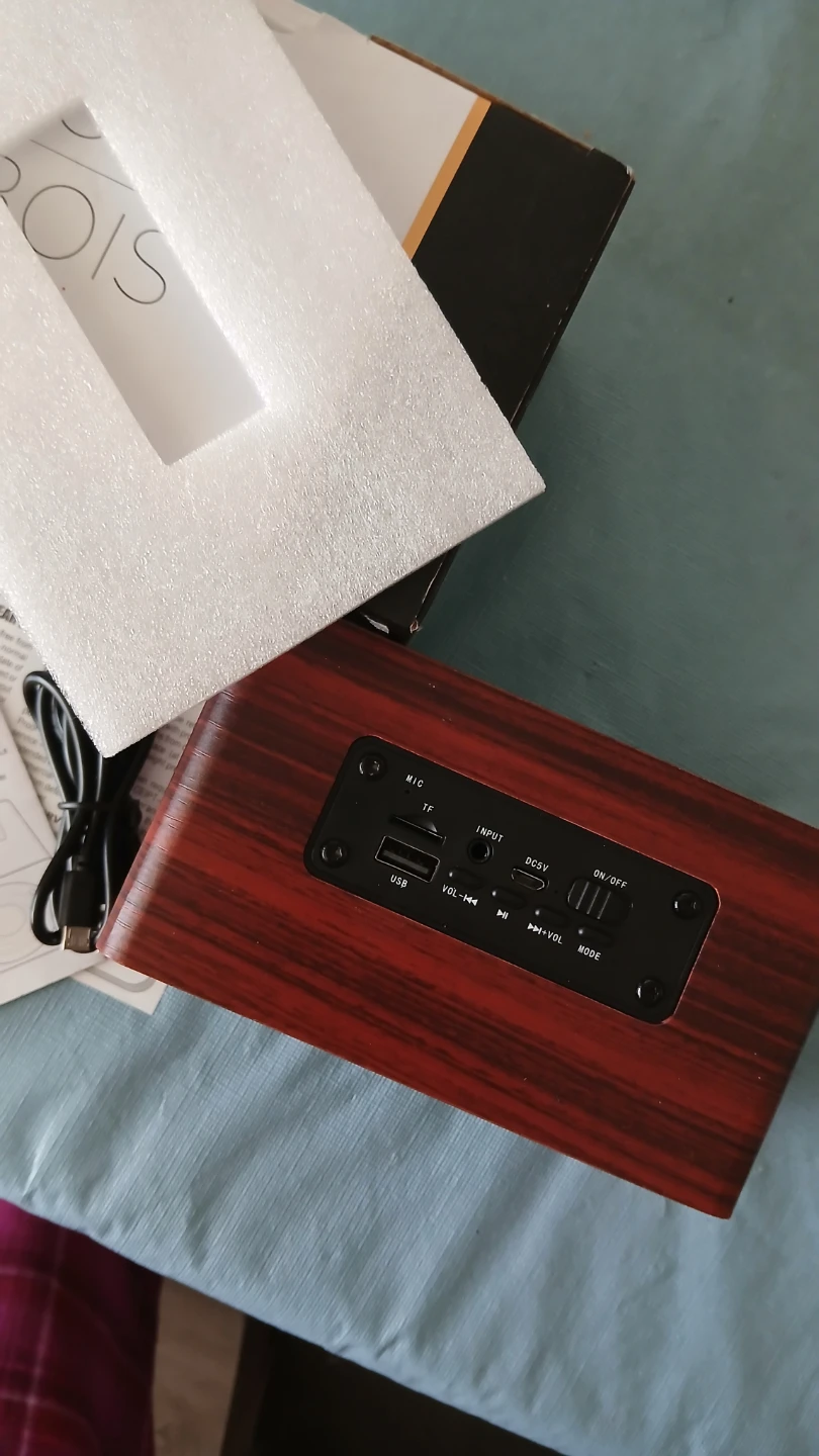 Escape Classic Wooden Wireless Stereo Speaker - New! - photo 2