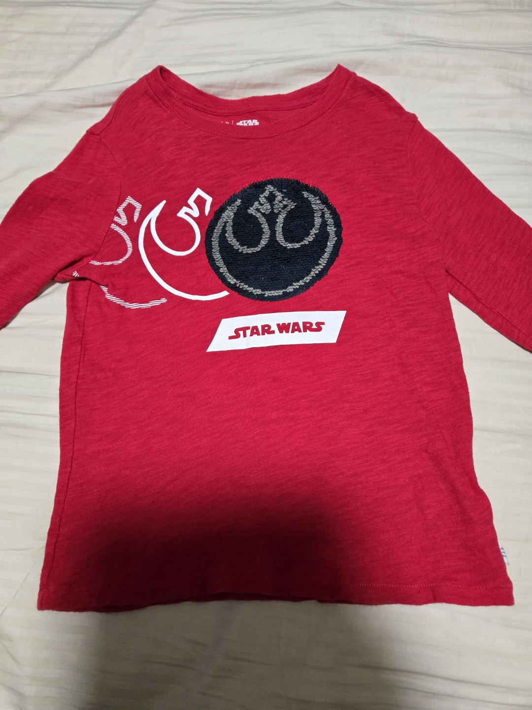 GAP Star Wars Red Long Sleeve Shirt - Size S 6-8 years old