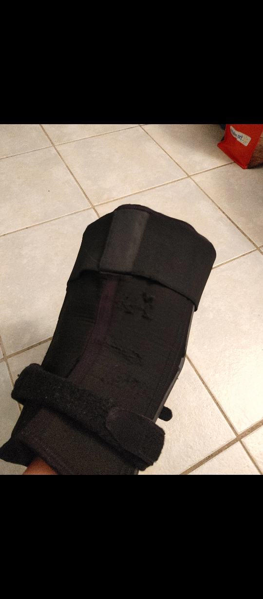 Large  Knee Brace - photo 5