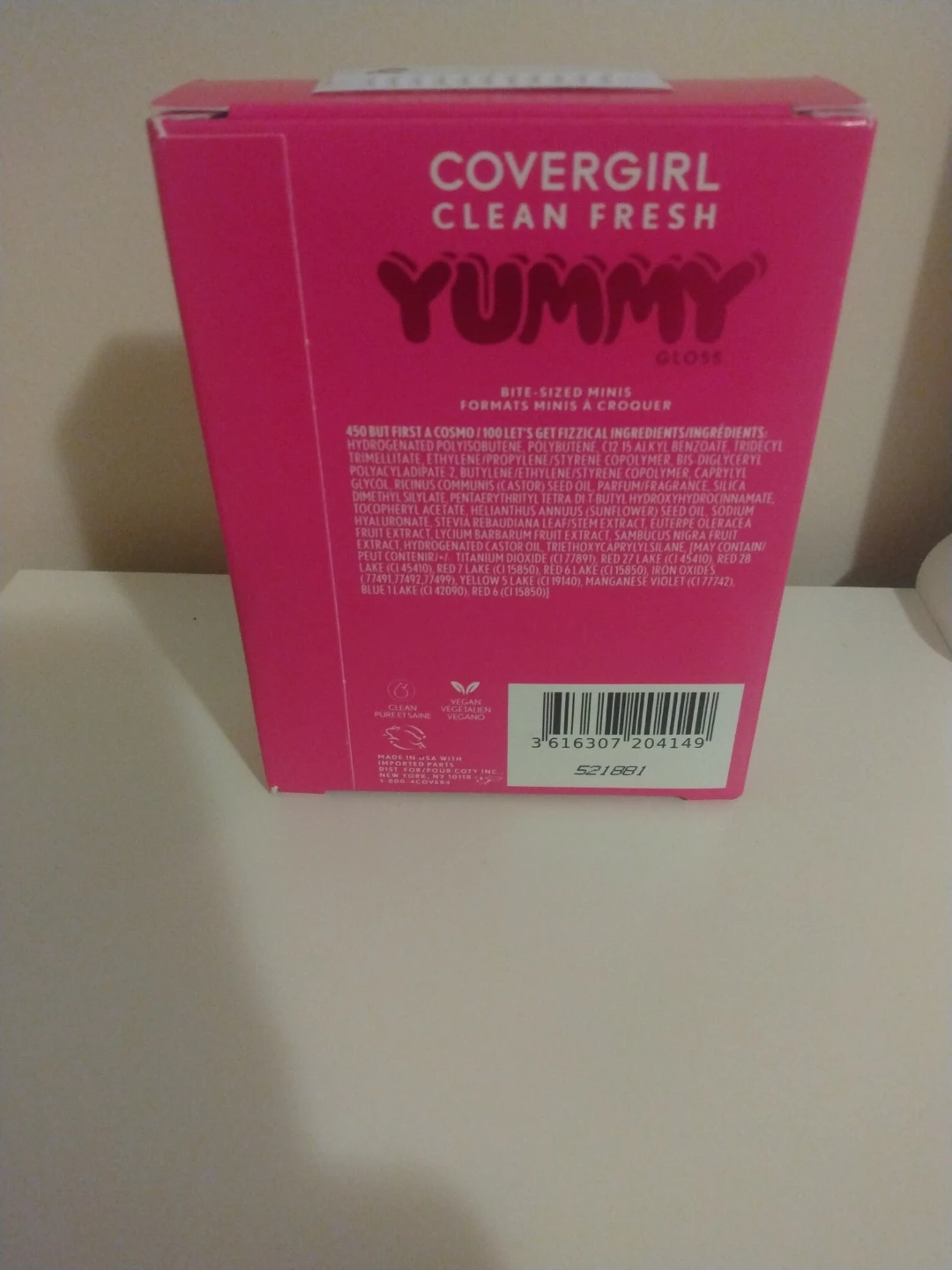 New Covergirl Yummy Bites Lip Gloss Set - photo 3