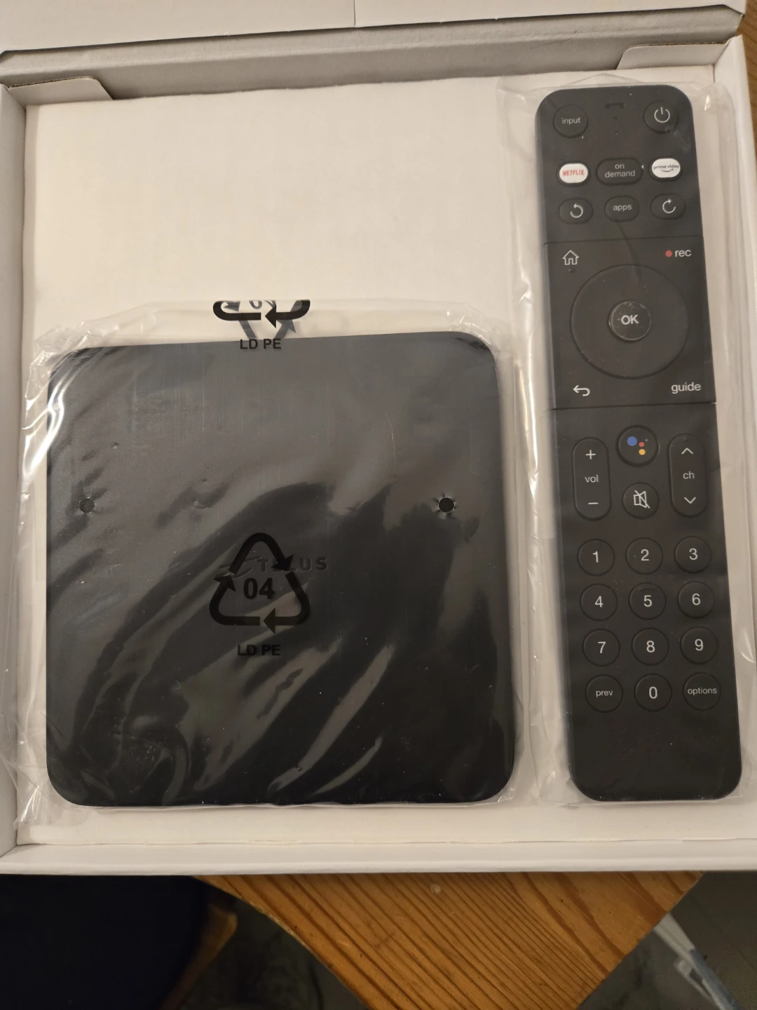 TELUS TV Digital Box with Remote