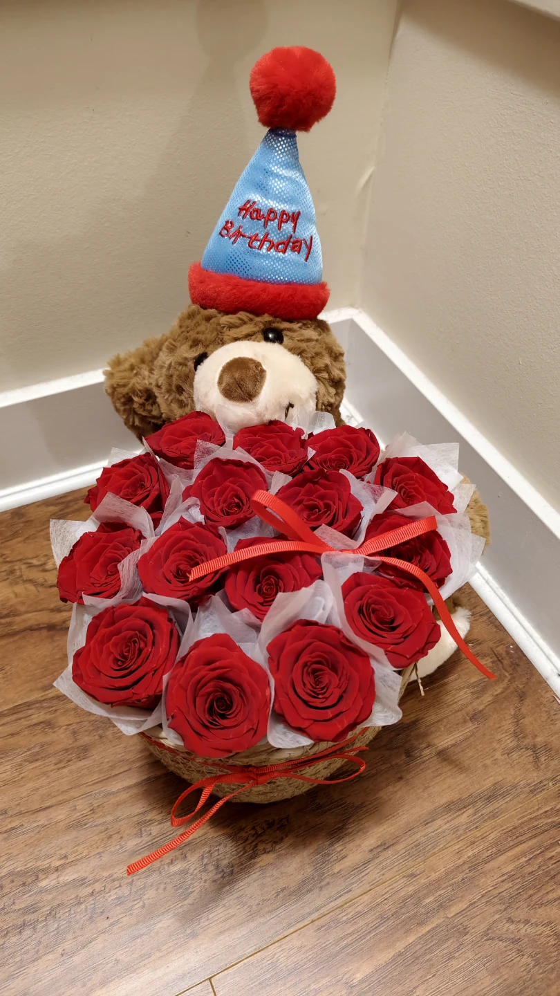 Beautiful preserved roses bouquet - photo 4