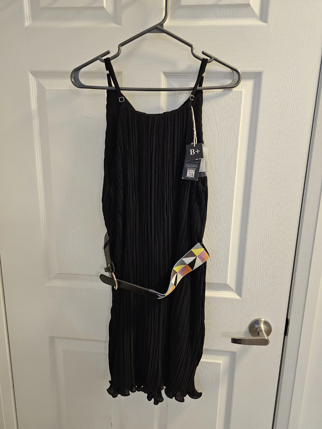 Black Pleated Midi Dress with Geometric Belt - photo 2