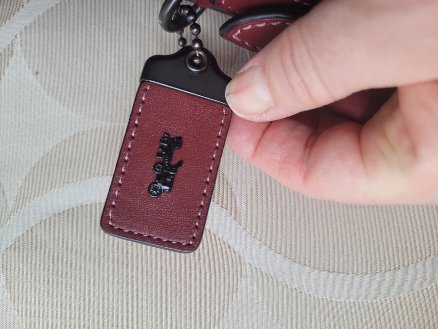 AUTHENTIC Coach Leather Crossbody Saddle Bag - Bordeaux - photo 4