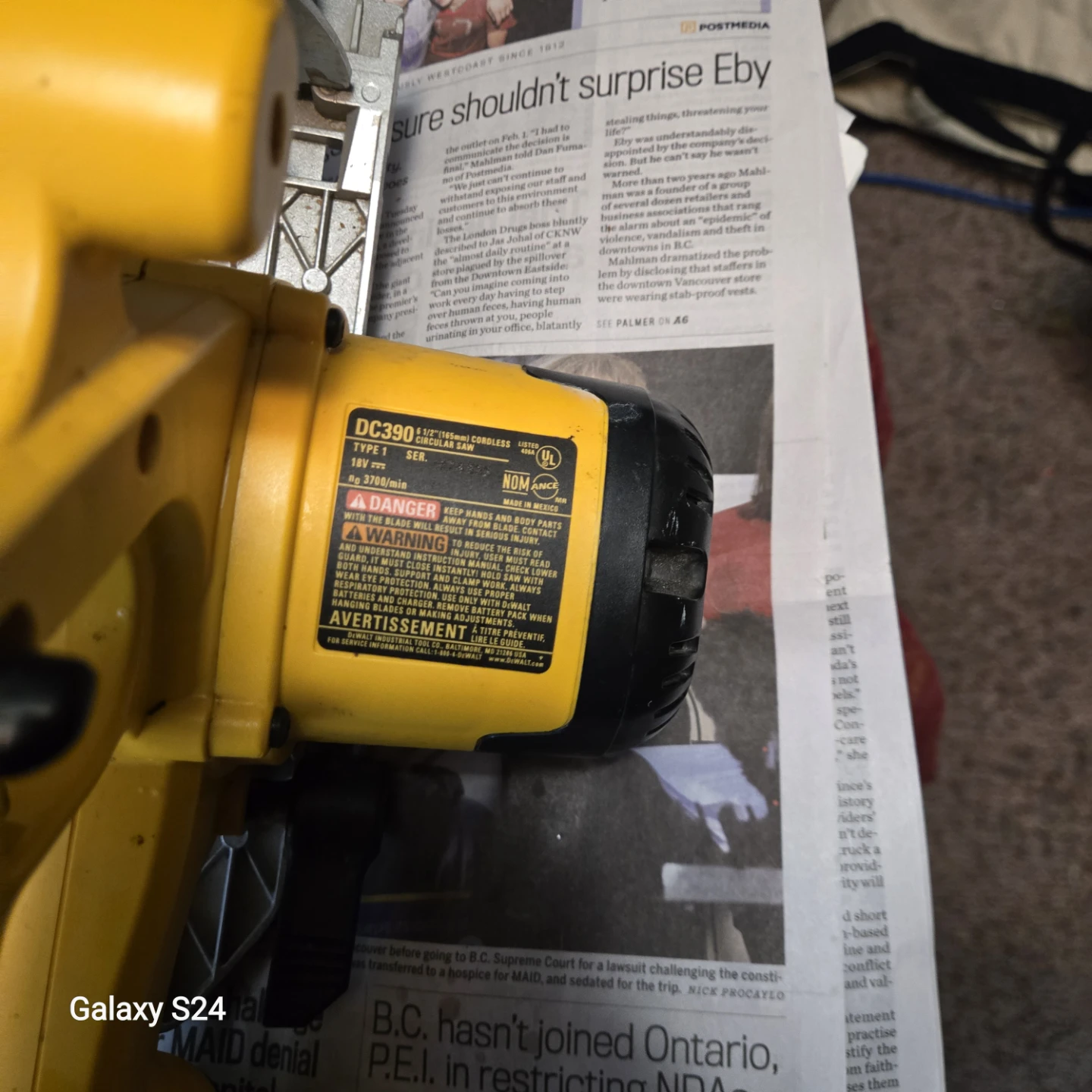 DeWalt, 18Volt Batterry included ,skill saw, no case.