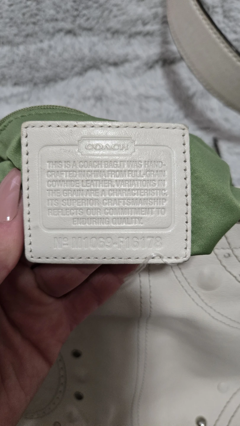 White coach purse - photo 2