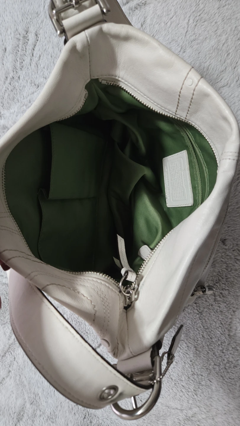 White coach purse - photo 4