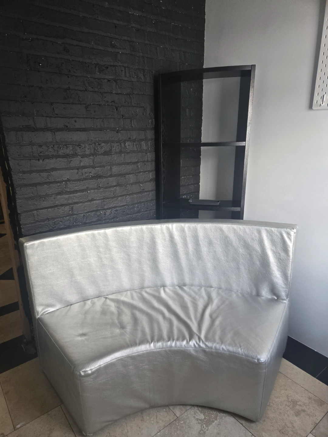 Silver Curved Bench - photo 3