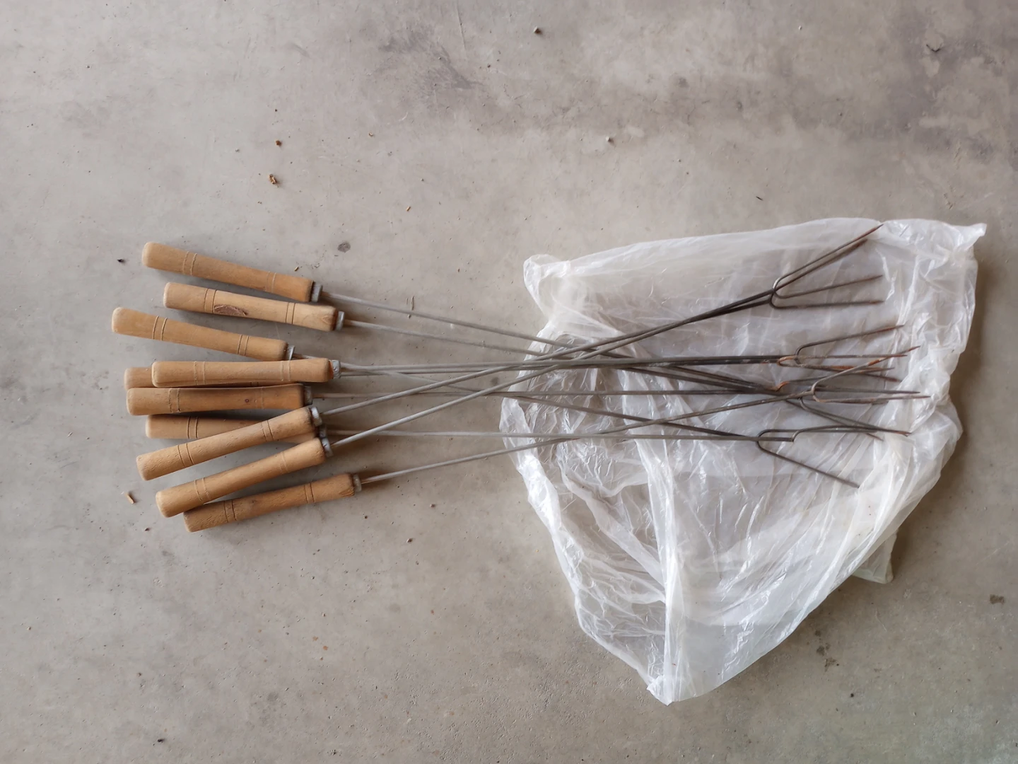 Set of 8 Metal Skewers with Wooden Handles - photo 2
