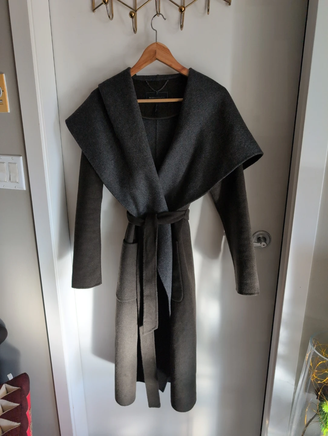 Reserved!🥕BCBGMAXAZRIA Grey Belted Wrap Coat - photo 2