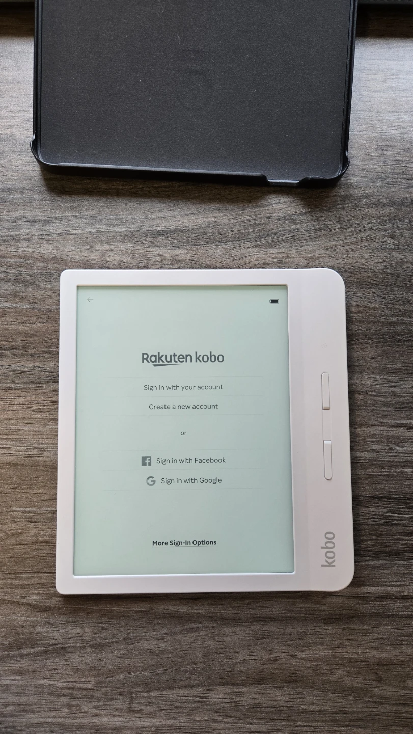 Kobo Libra H2O eReader with Case