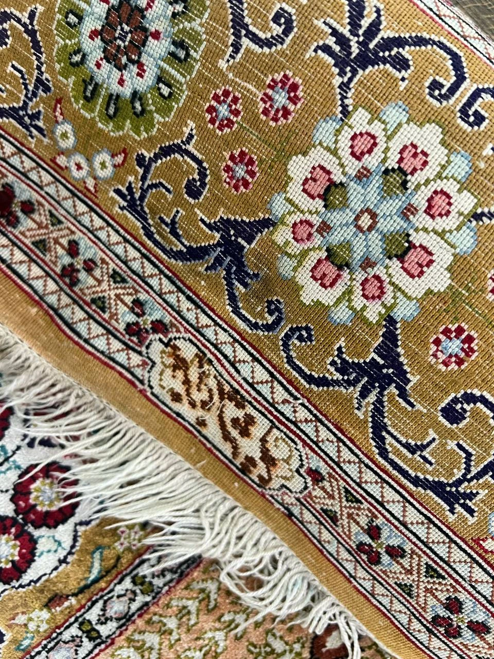 Iranian Handmade Silk Carpet. - photo 5
