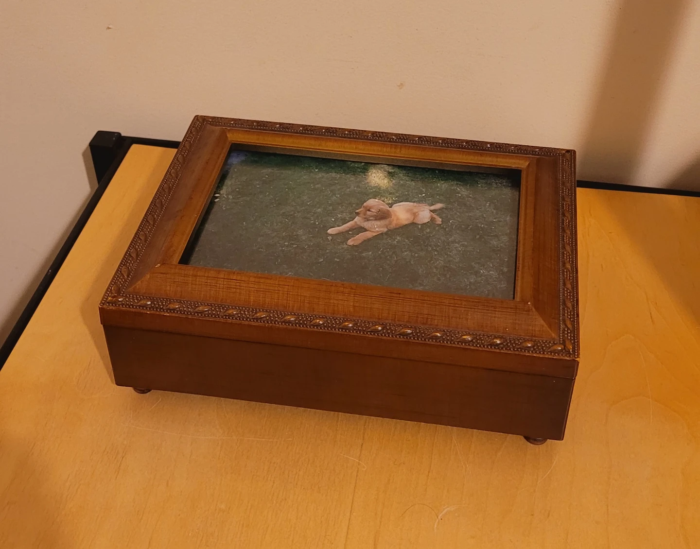 Music Box w/ Picture Frame - photo 4