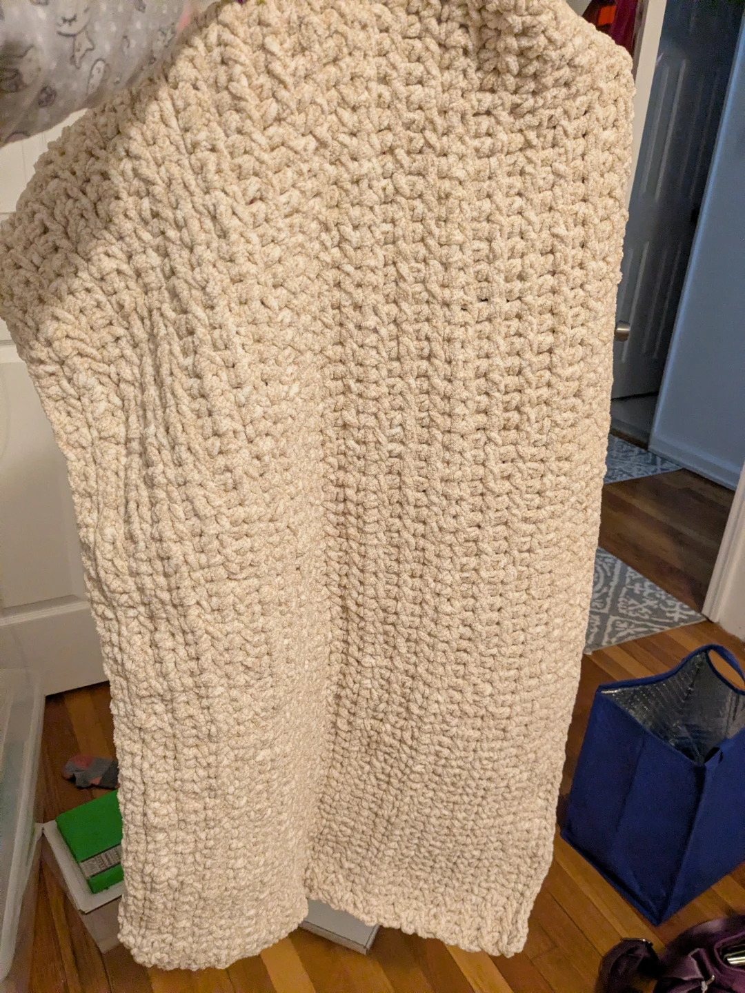 Cozy Crocheted baby blanket- Beige - photo 3