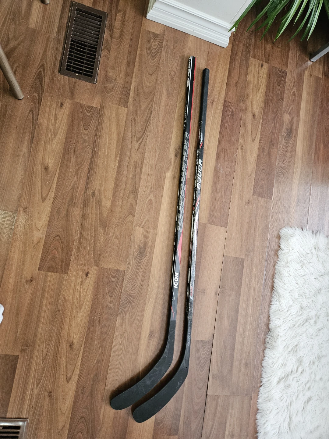 Sherwood Icon & Bauer Hockey Sticks