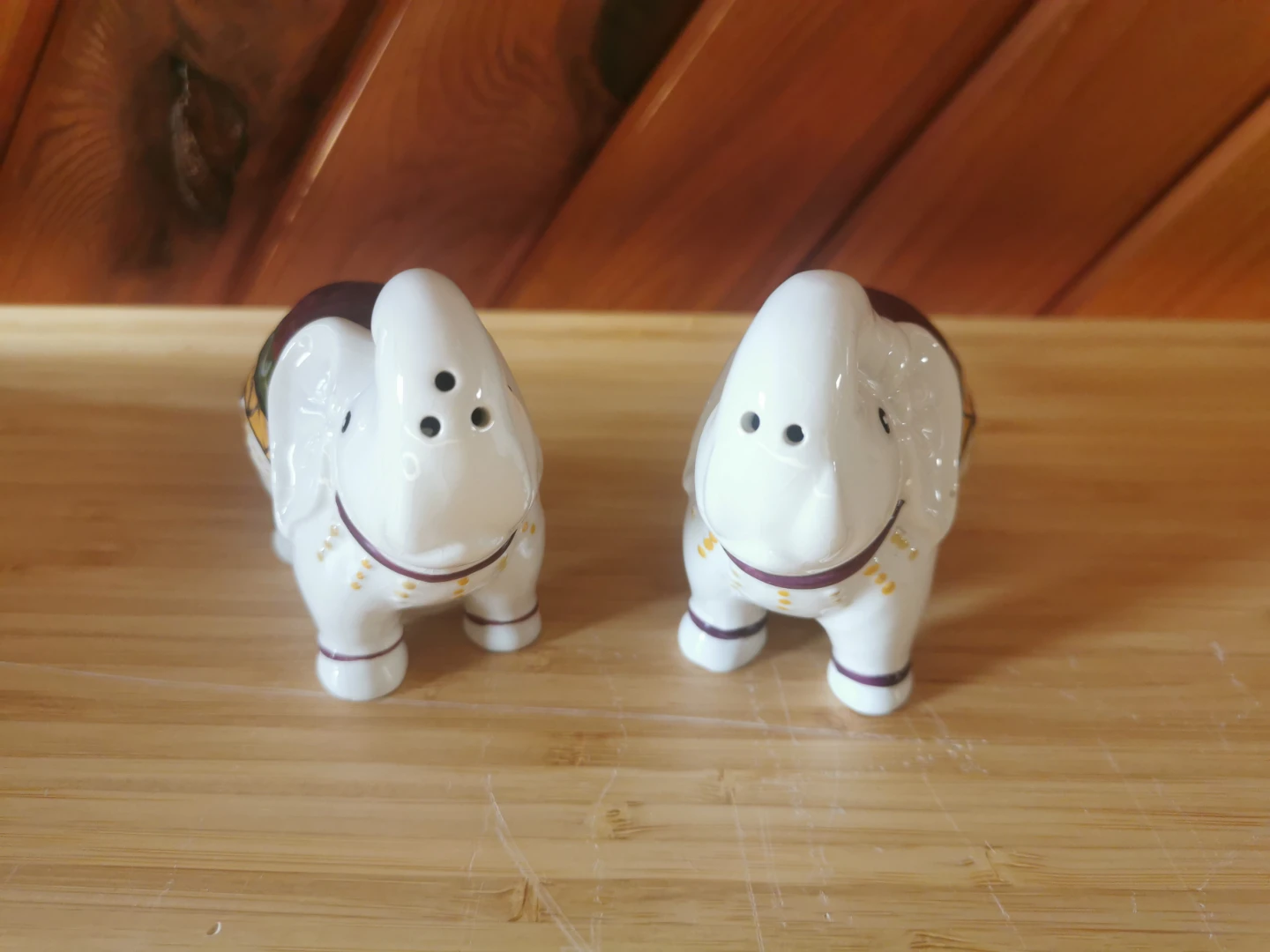 Pier 1 Elephant Salt and Pepper Shakers - photo 5