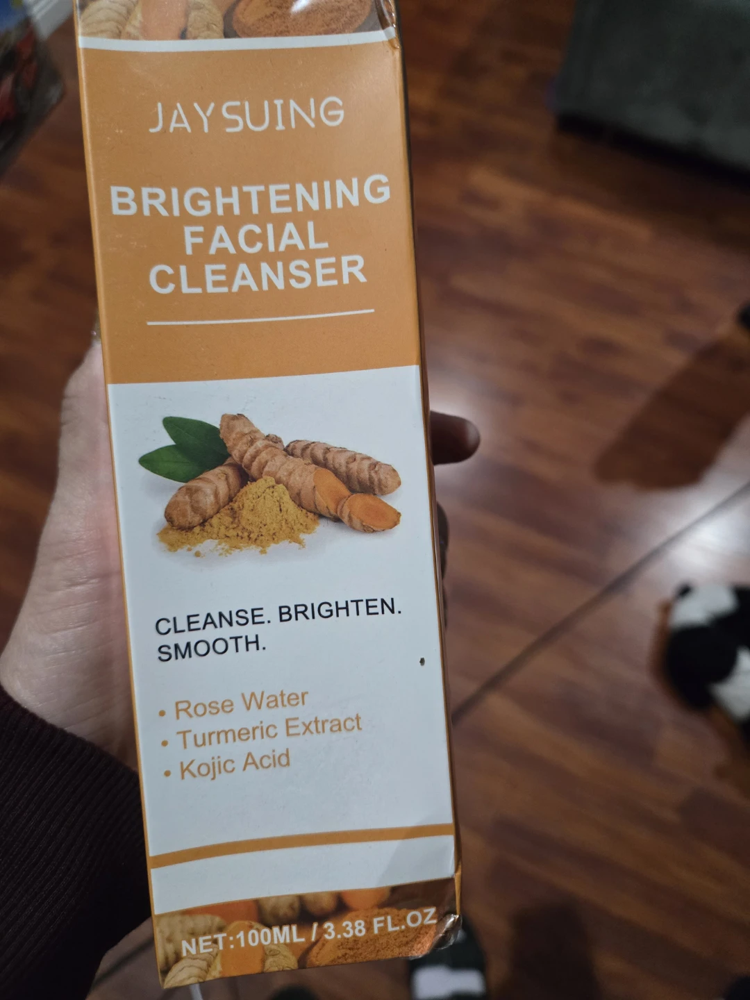 Jaysuing Brightening Facial Cleanser
