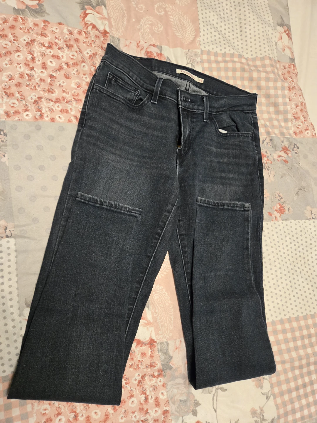 Levi's 710 Super Skinny Jeans Size 28 - photo 3