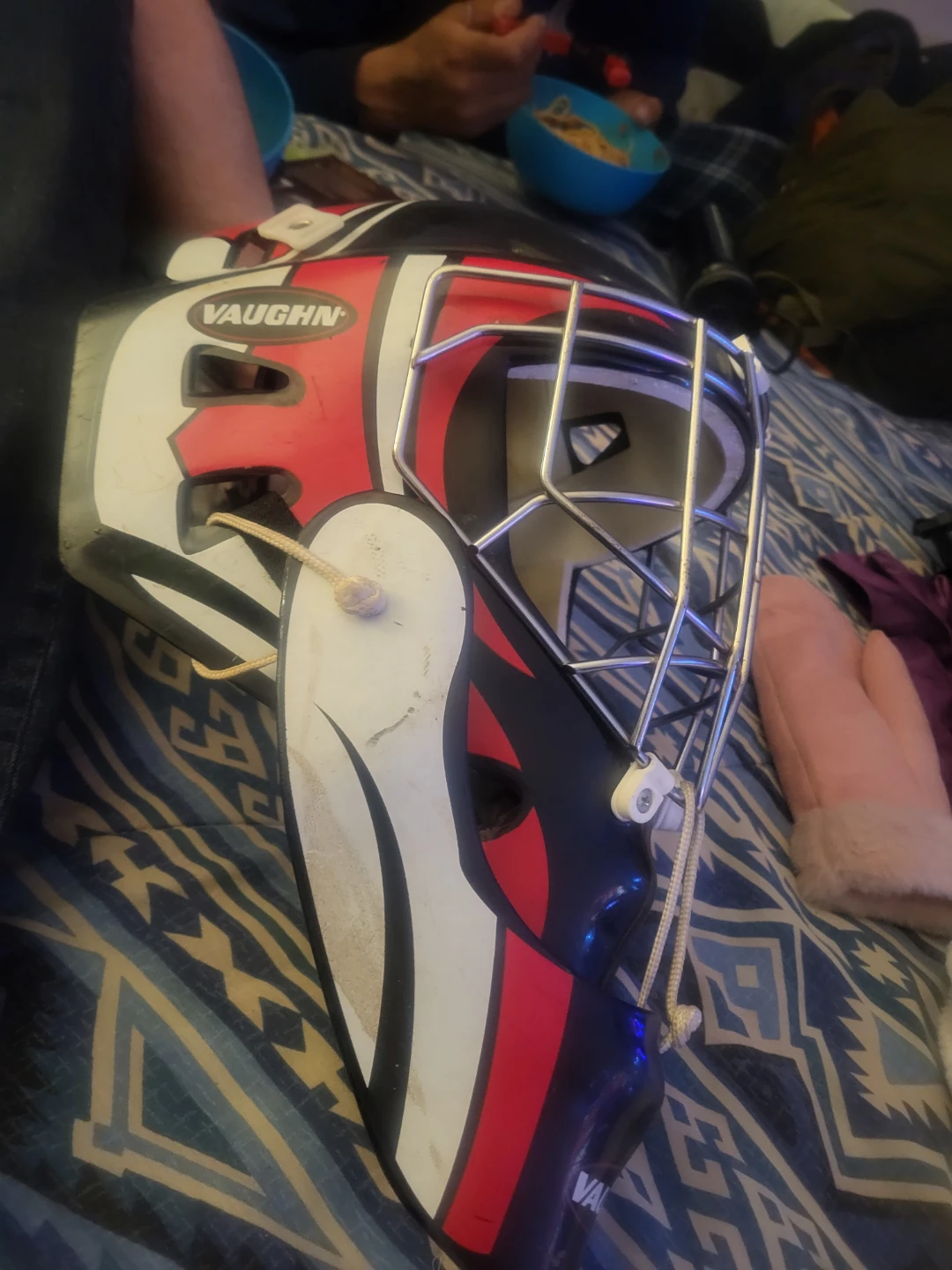 Vaughn Hockey Goalie Mask - photo 3