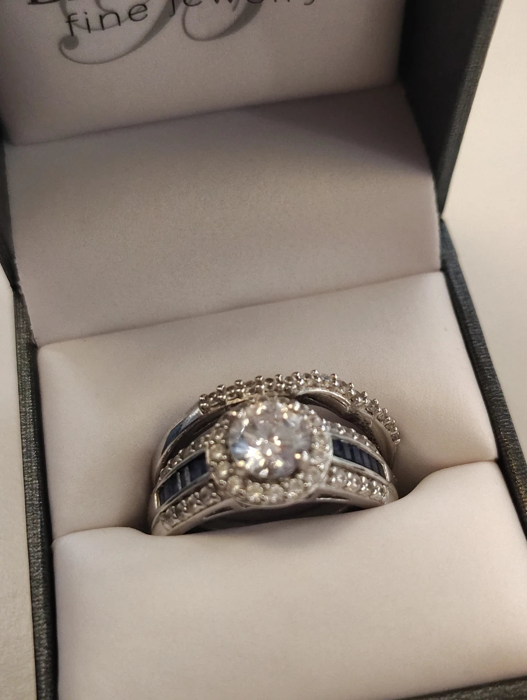 Diamond ring with blue sapphire - photo 2