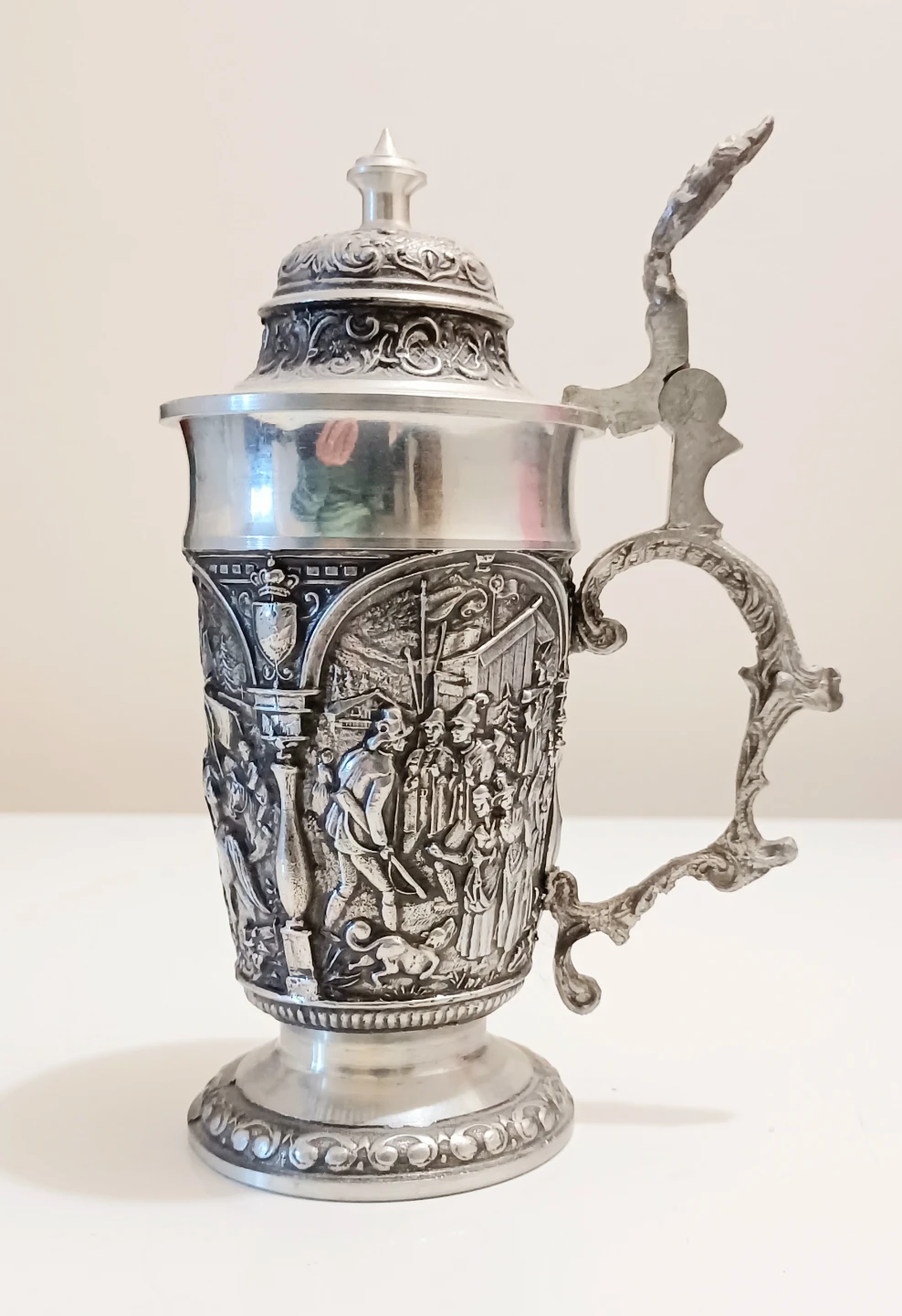 Vtg.Unique Pewter German Scene Beer Stein