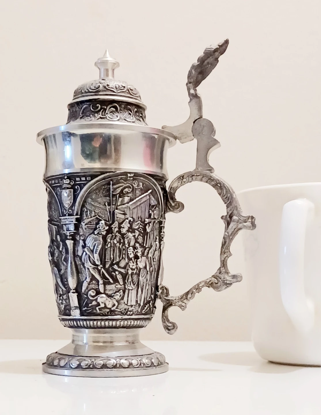 Vtg.Unique Pewter German Scene Beer Stein - photo 3
