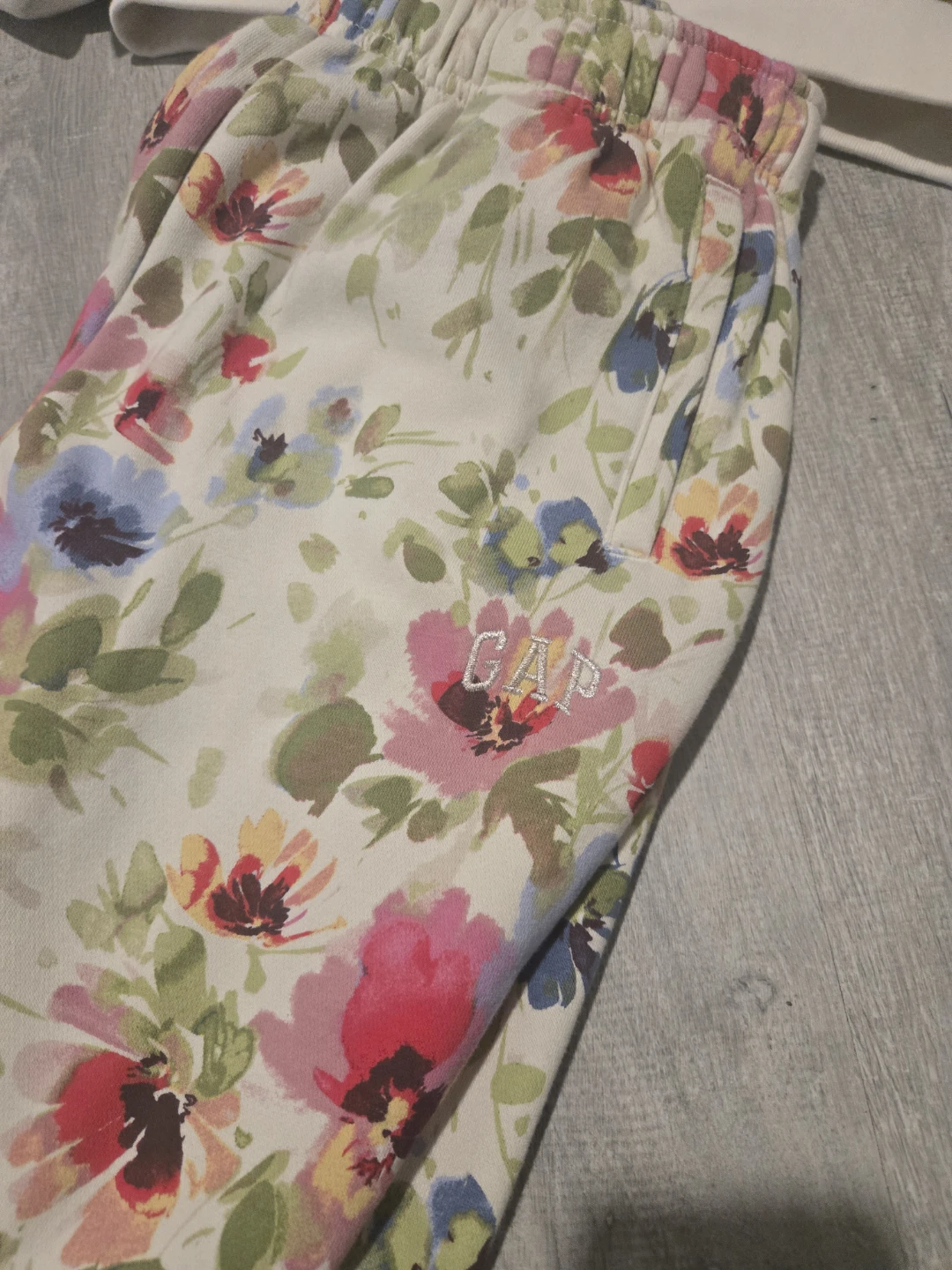 NEW! GAP Floral Print GIRLS Jogger Set - Size XXL (14-16) - photo 5