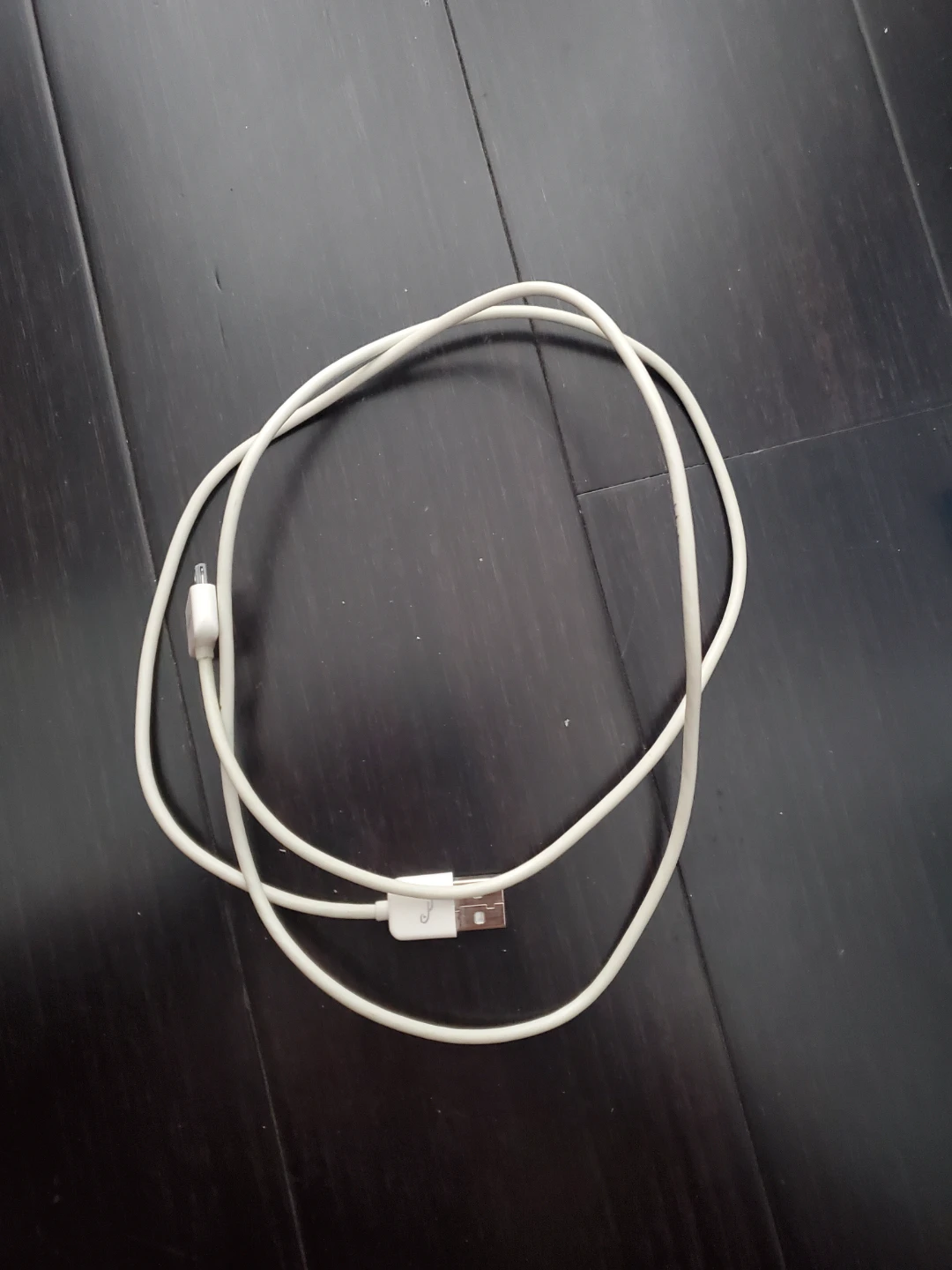 Apple 30-Pin to USB Cable 🥕