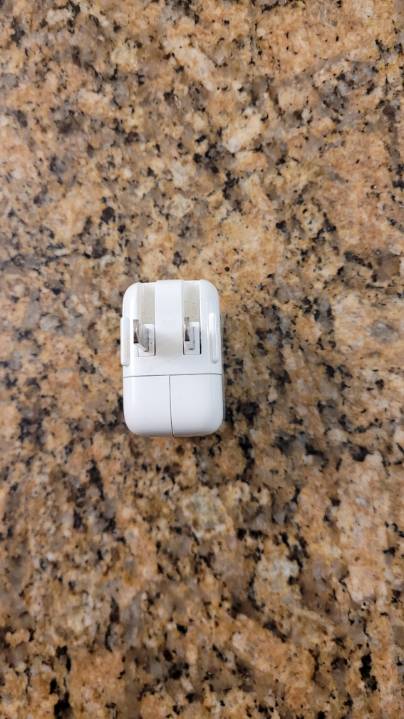 Apple 12W USB Power adapter - Tested and working - photo 4