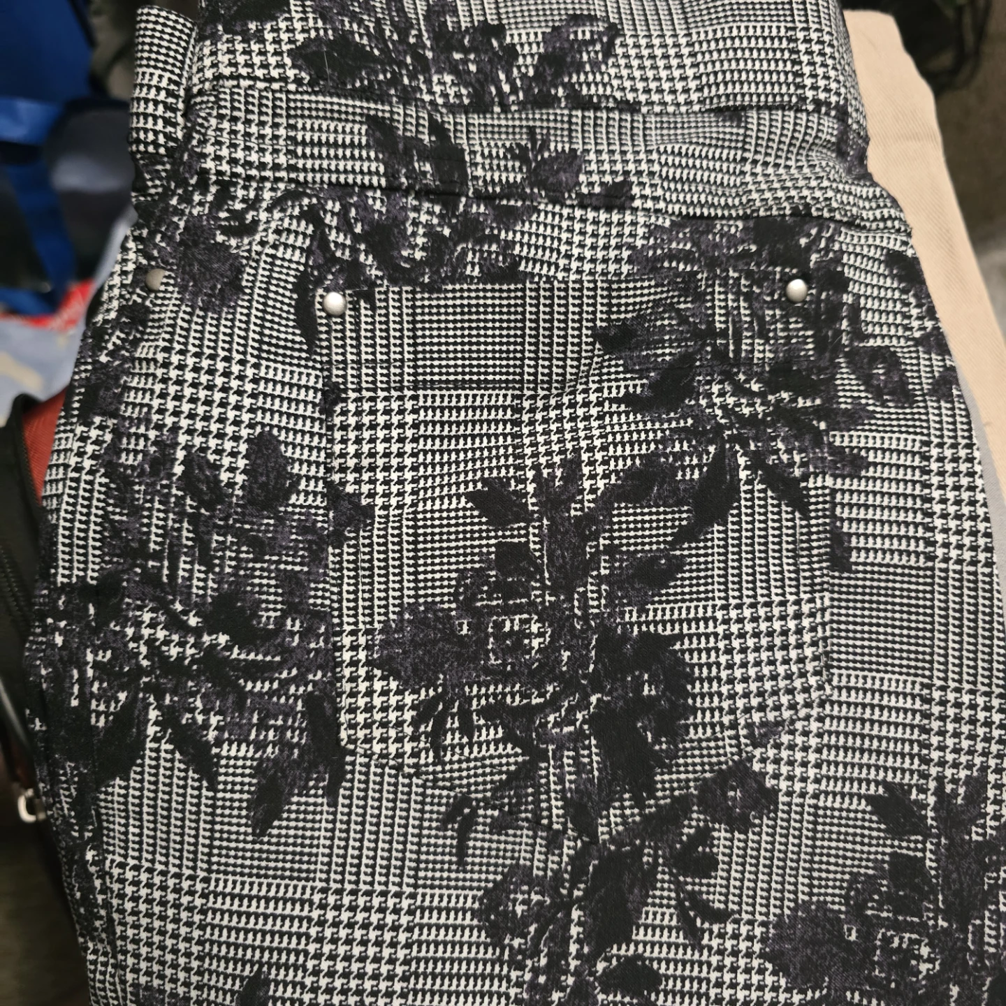 89th + Madison Women's Size M Houndstooth Floral Pants - photo 3