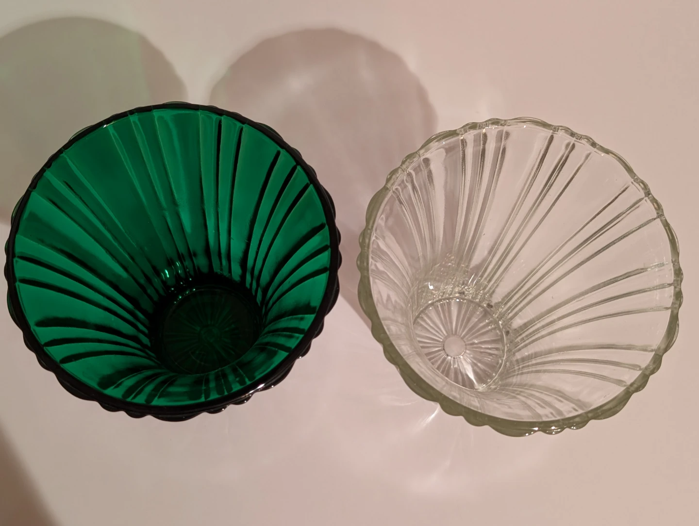 2 Vintage Anchor Hocking Old Cafe Pattern Vases - photo 2