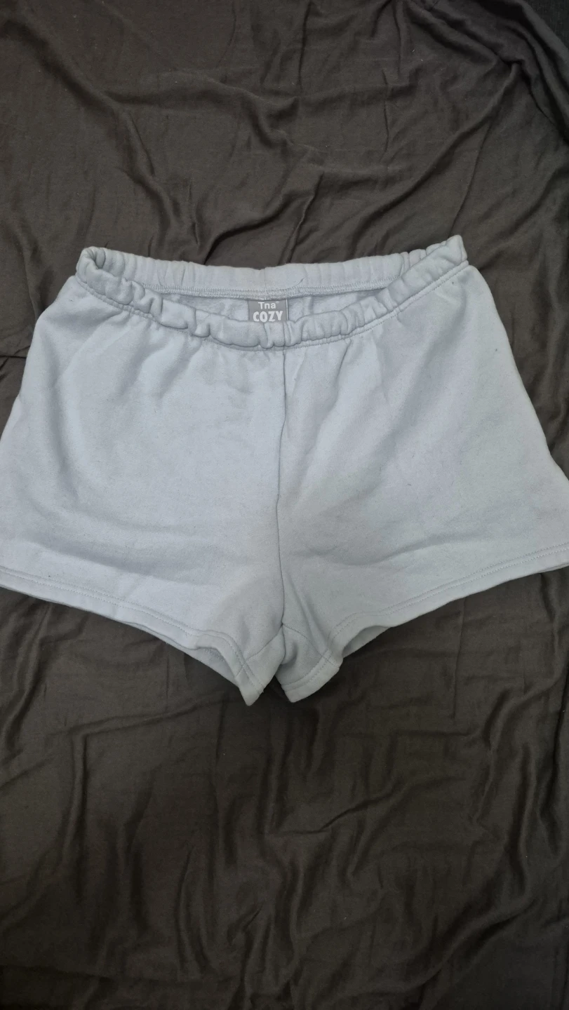 Tna COZY Fleece Shorts - Size M