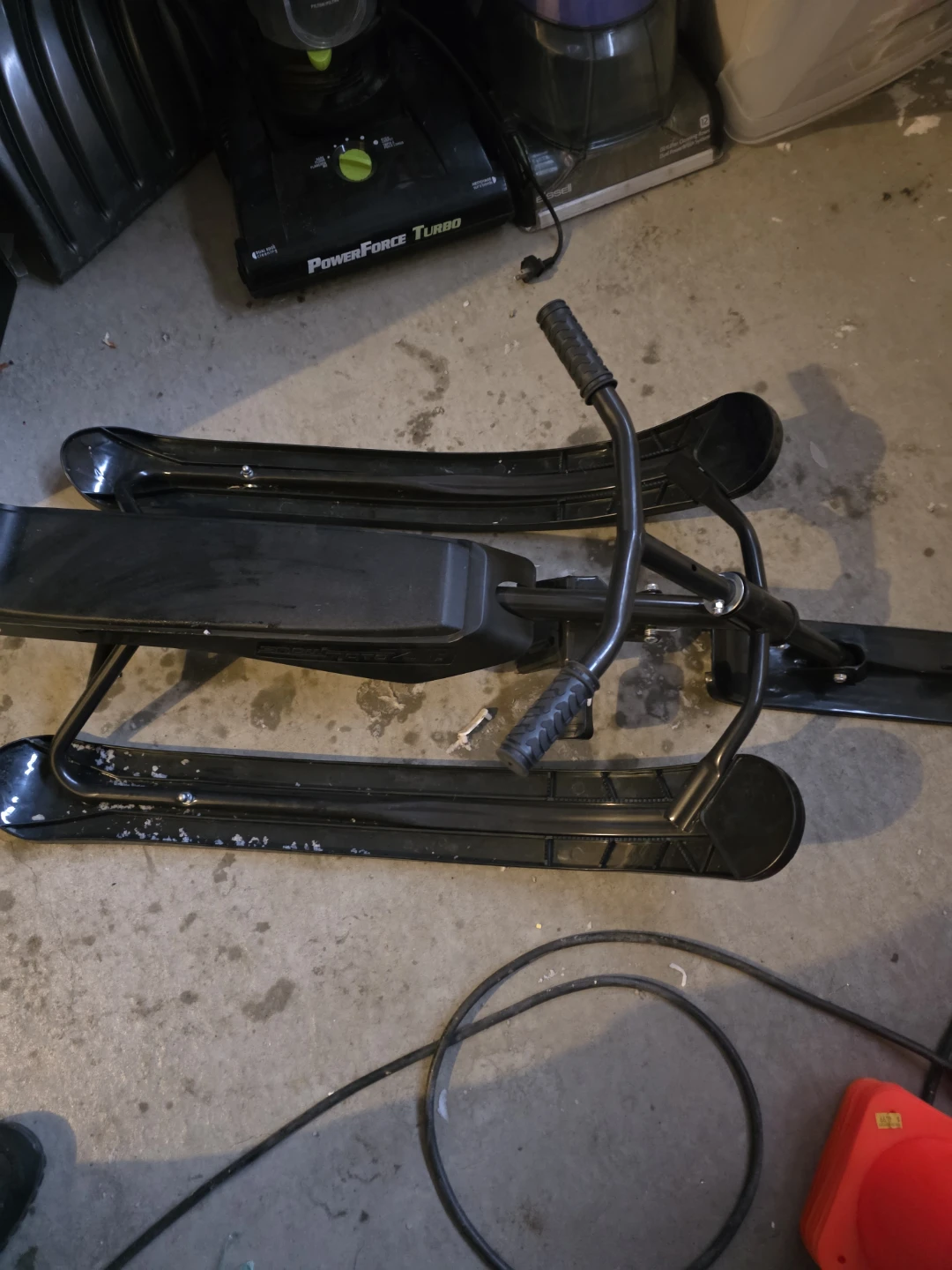 Snow Moto Zip Snow Sled - Black - photo 2