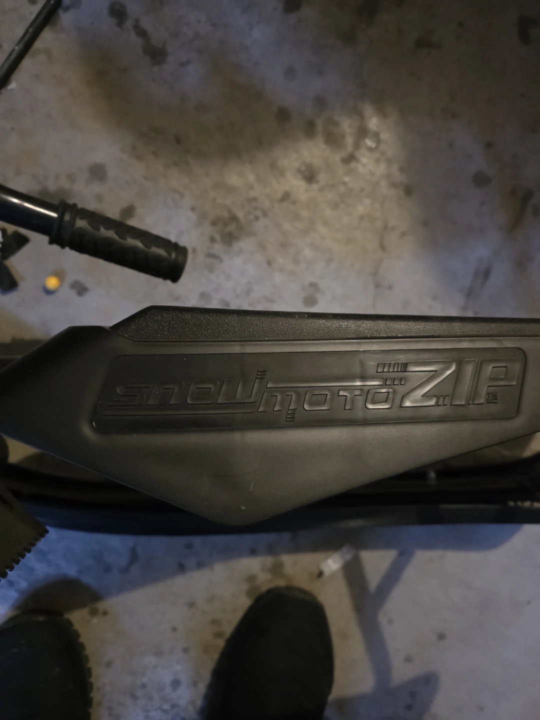 Snow Moto Zip Snow Sled - Black - photo 5
