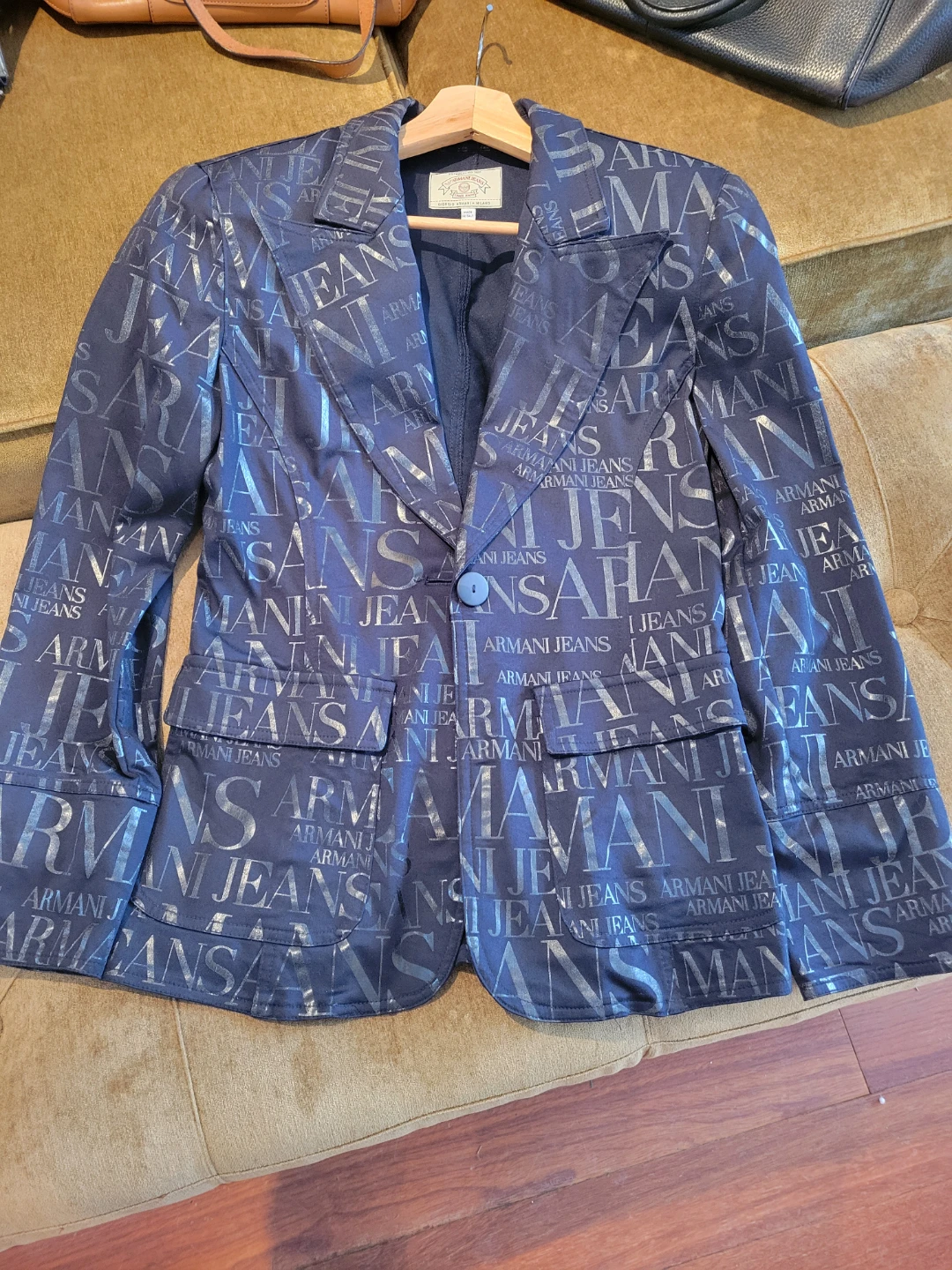 Armani Women's Blazer - vintage - photo 4