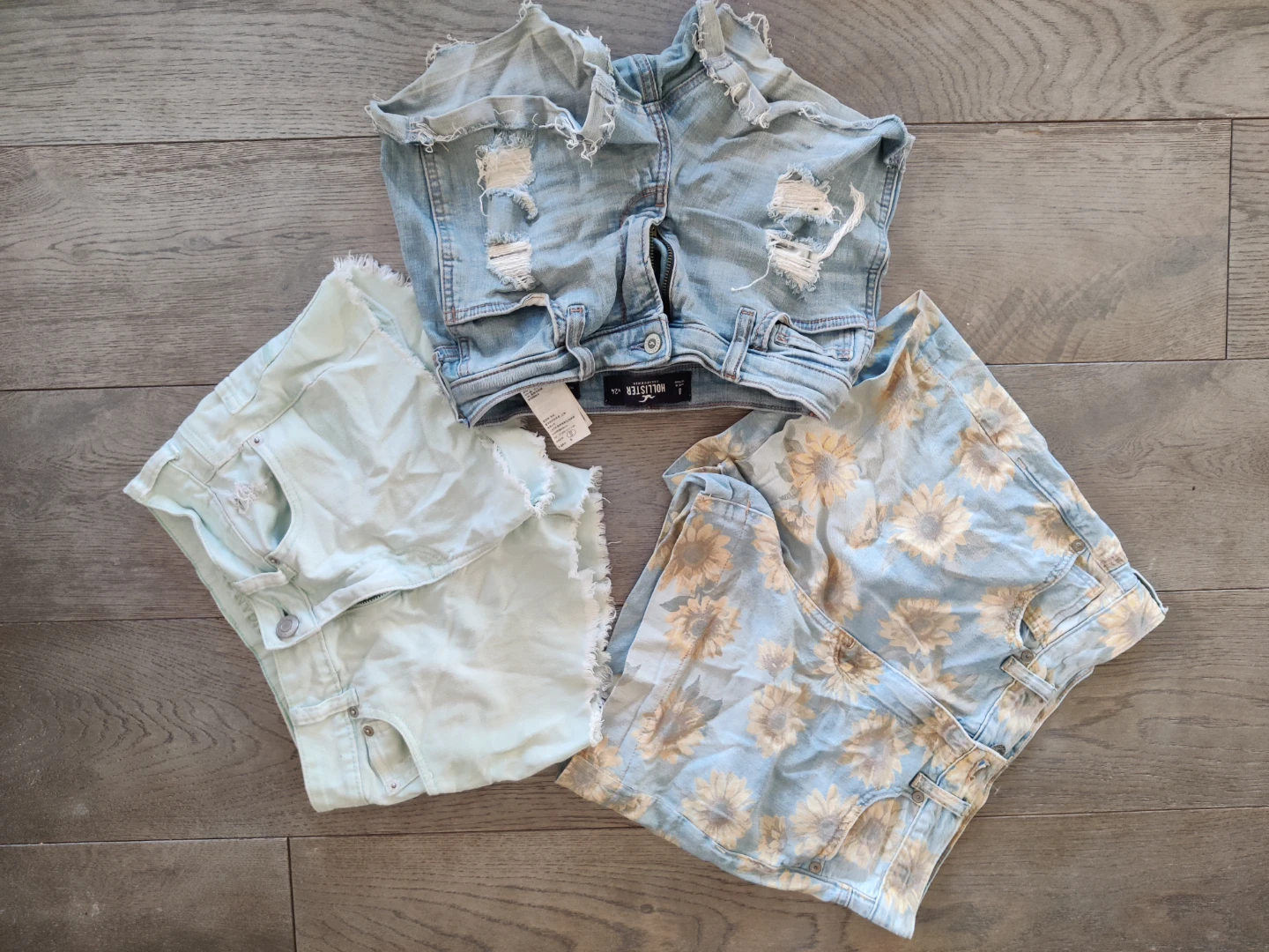 Hollister Shorts Bundle - Size 1