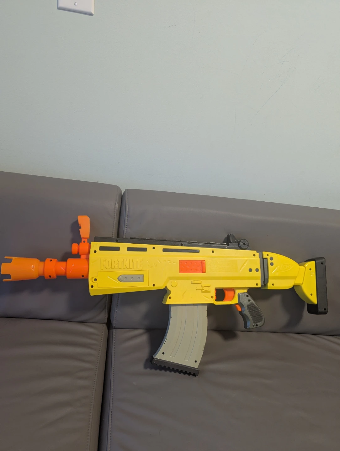 GIANT Nerf Fortnite Scar - photo 2