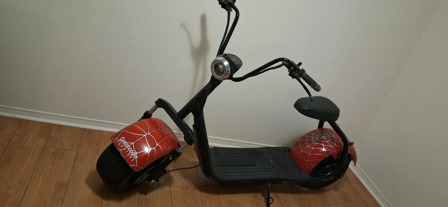 Grasshopper E-Scooter Spider-Man Design - photo 3
