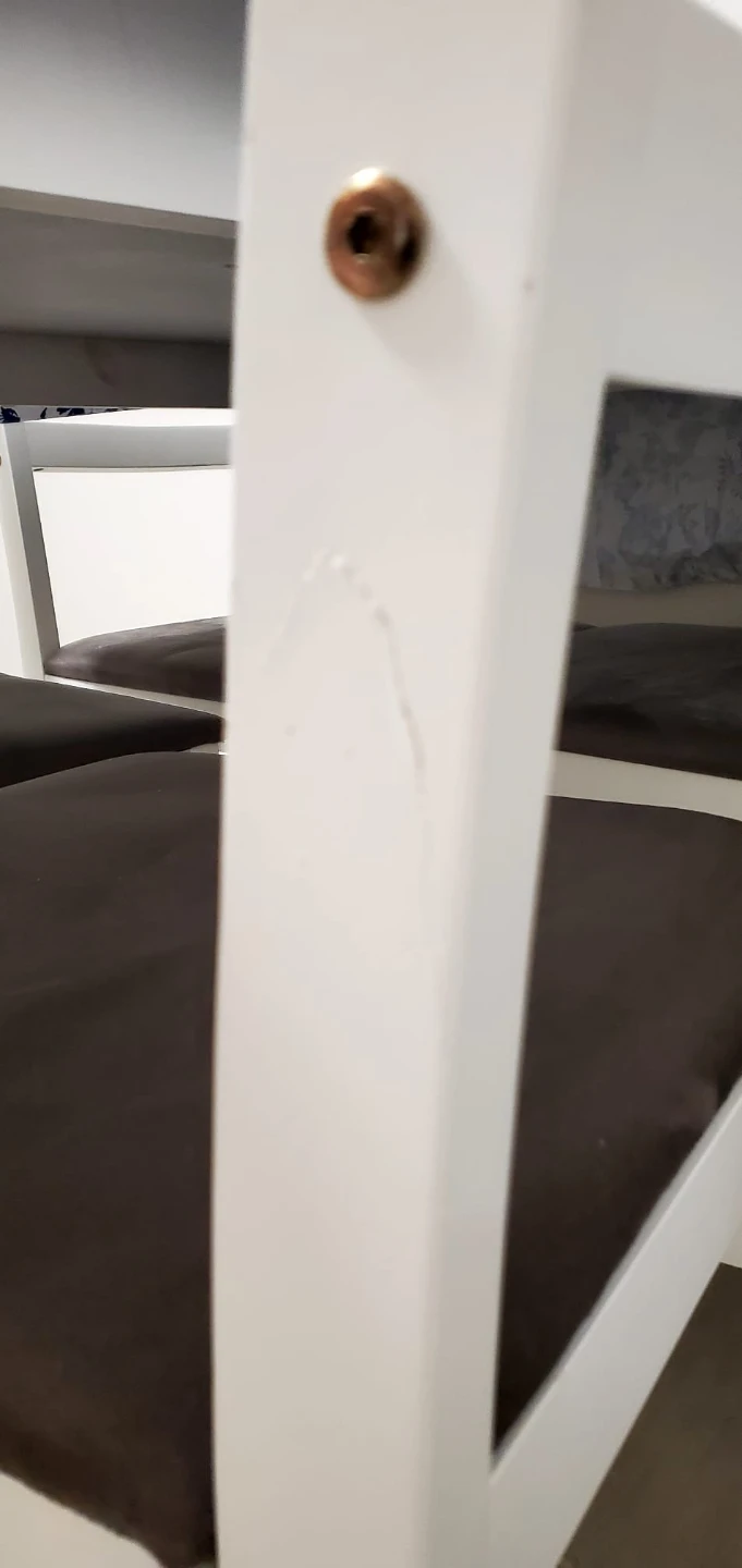 White Dining table with 4 Chairs