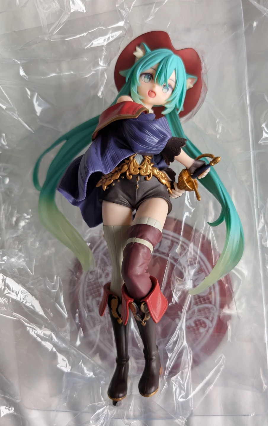 Wonderland series Puss-in-Boots Hatsune Miku prize figure - photo 2