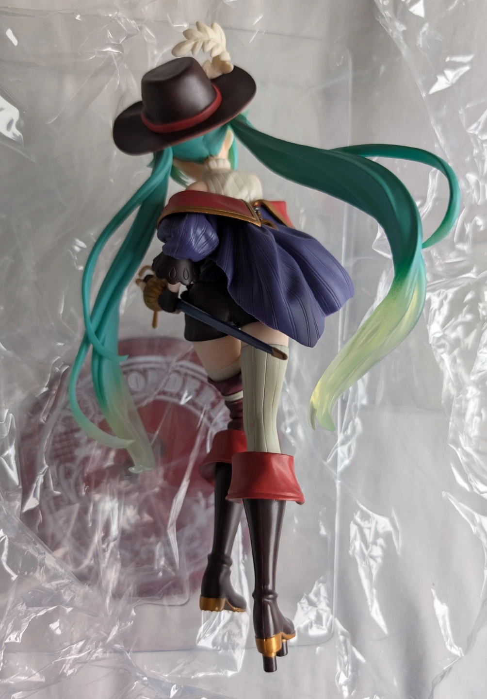 Wonderland series Puss-in-Boots Hatsune Miku prize figure - photo 3