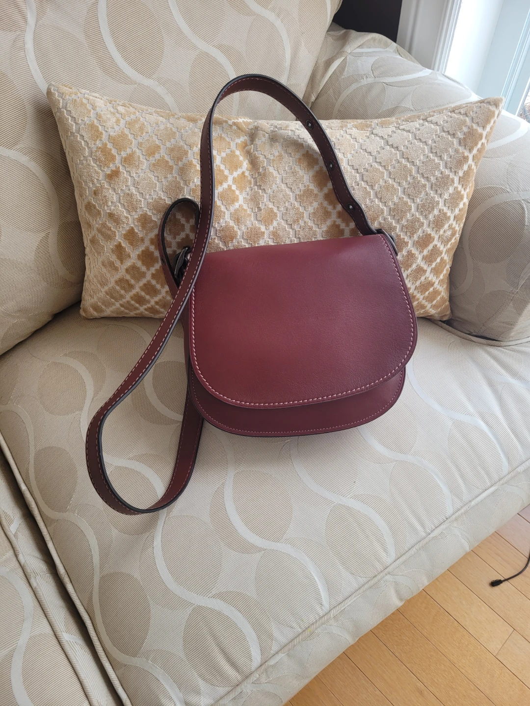 AUTHENTIC Coach Leather Crossbody Saddle Bag - Bordeaux